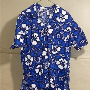 Blue & white floral Hawaiian shirt